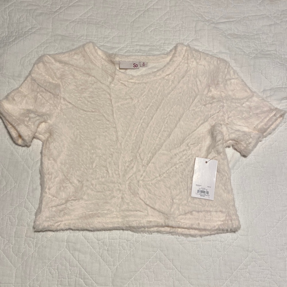 Girls fuzzy white top